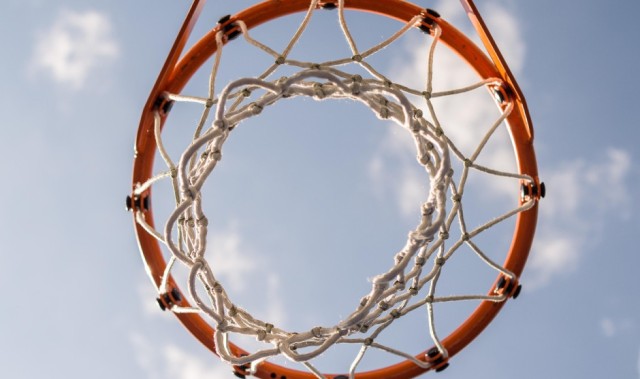 CBA广东男篮最新签约消息：前北控外援萨林杰税后120万美元加盟华南虎！