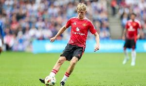 皇冠app-曼联官方：21岁中场科利尔租借加盟英冠球队西布朗